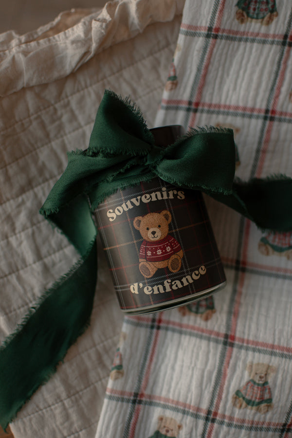 Soy candle with crackling wooden wick (50h) - TEDDY BEAR